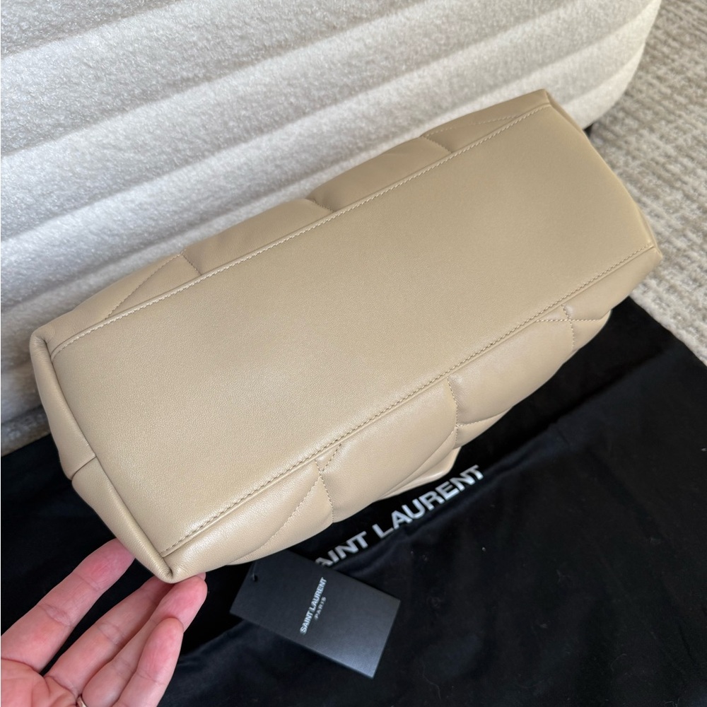 Yves Saint Laurent medium puffer BNWT - Picture 8 of 12